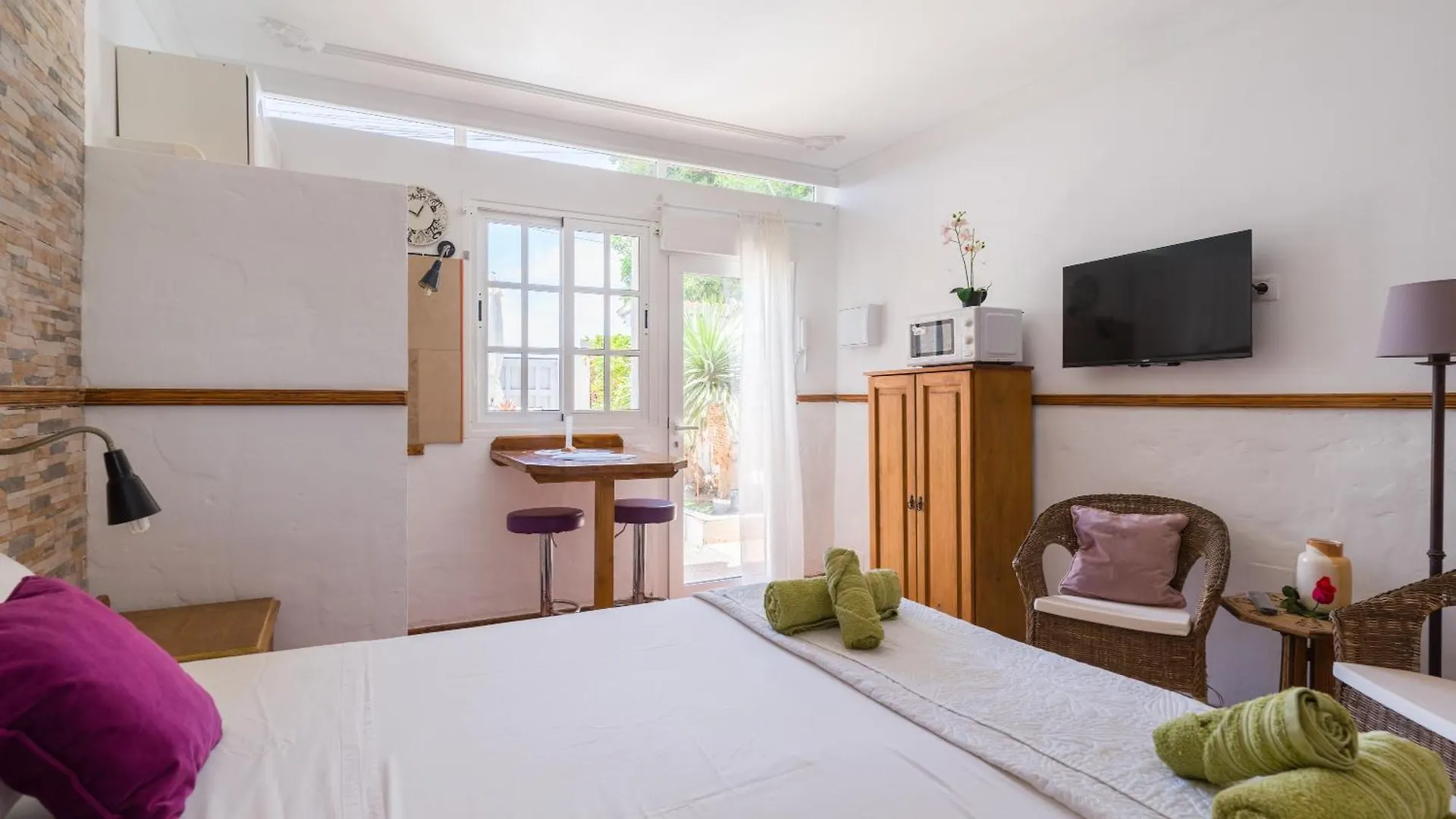 Solo Adultos, Las Tuneras Rooms La Oliva Country house